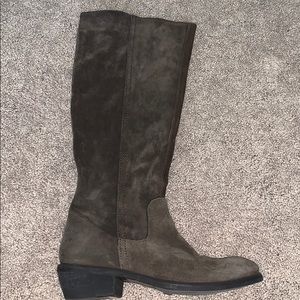 Aldo women’s suede boots - size 38 (7.5/8)